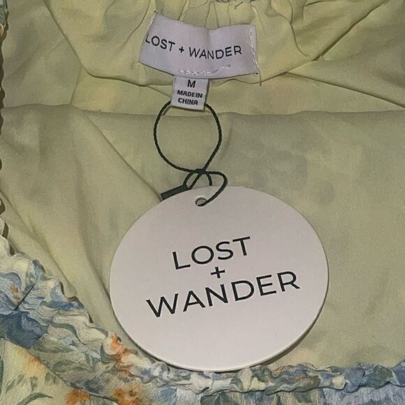 NWTs Lost + Wander Mountain Bloom Tiered Miniskirt Size Medium - Picture 11 of 13